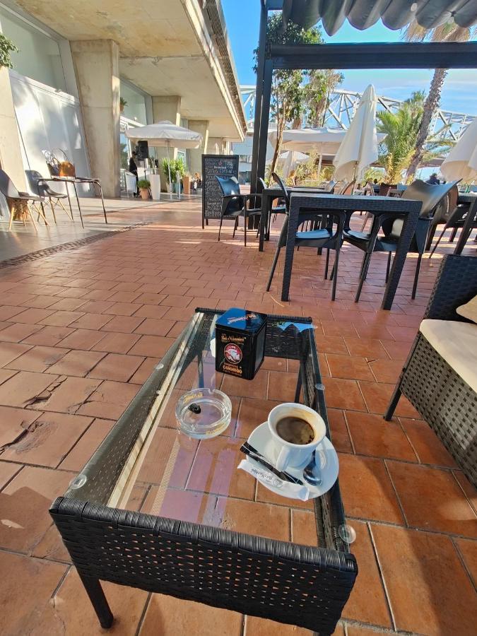 Voyager Hotel Sant Adria de Besos Exterior photo